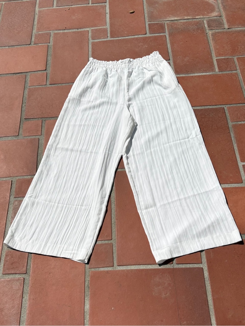 NWT Divided paperbag wide-leg pants - Size M